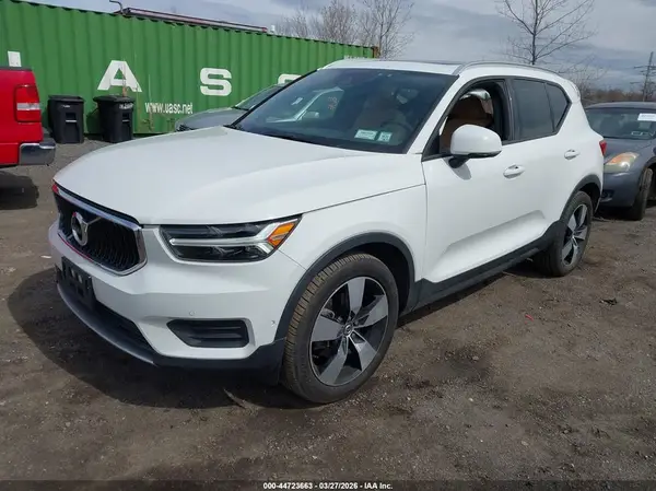 YV4162UK6K2123056 2019 VOLVO XC40 - Image 2
