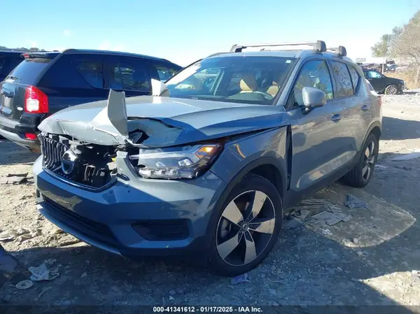 YV4162UK6L2172887 2020 VOLVO XC40 - Image 2
