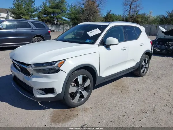 YV4162UK6L2228665 2020 VOLVO XC40 - Image 2