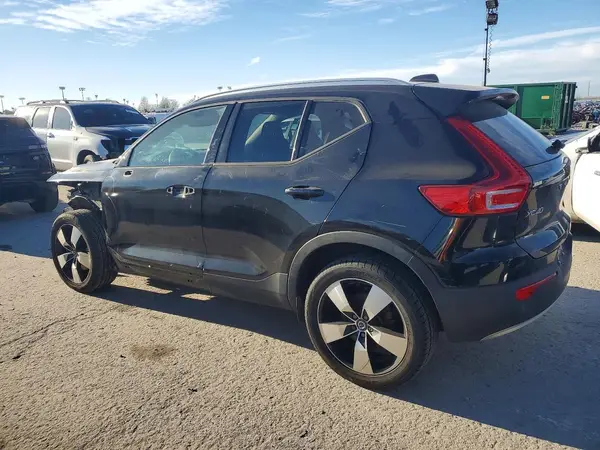 YV4162UK6L2315093 2020 VOLVO XC40 - Image 2