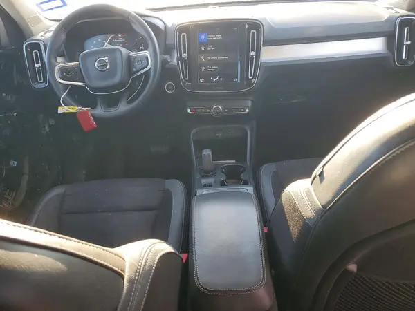YV4162UK6L2315093 2020 VOLVO XC40 - Image 8