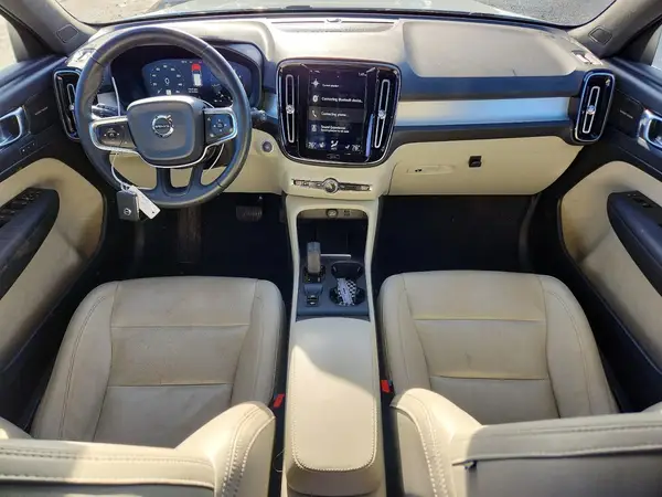 YV4162UK6L2325073 2020 VOLVO XC40 - Image 8