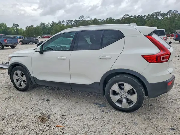 YV4162UK7K2052370 2019 VOLVO XC40 - Image 2