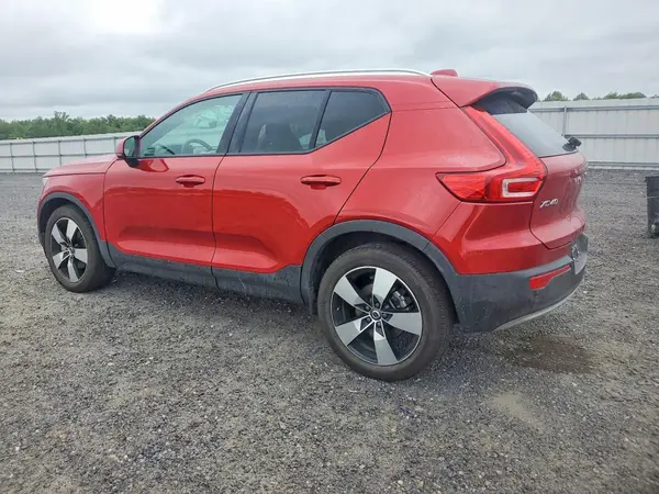 YV4162UK7L2315975 2020 VOLVO XC40 - Image 2