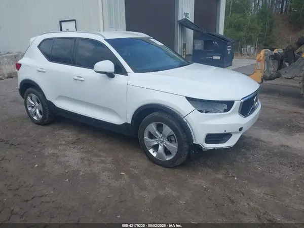 YV4162UK7L2336776 2020 VOLVO XC40 - Image 1