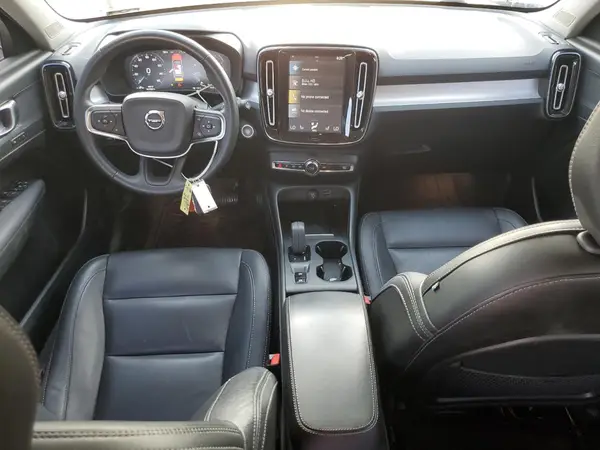 YV4162UK7M2570949 2021 VOLVO XC40 - Image 8