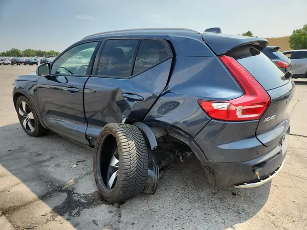 YV4162UK7N2652763 2022 VOLVO XC40 - Image 2