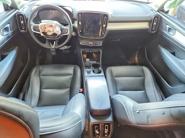 YV4162UK8K2108932 2019 VOLVO XC40 - Image 8