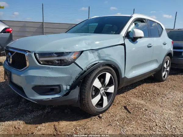 YV4162UK8K2134852 2019 VOLVO XC40 - Image 2
