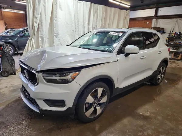 YV4162UK8L2199413 2020 VOLVO XC40