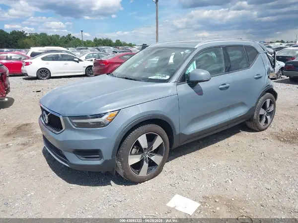YV4162UK8L2248674 2020 VOLVO XC40 - Image 2