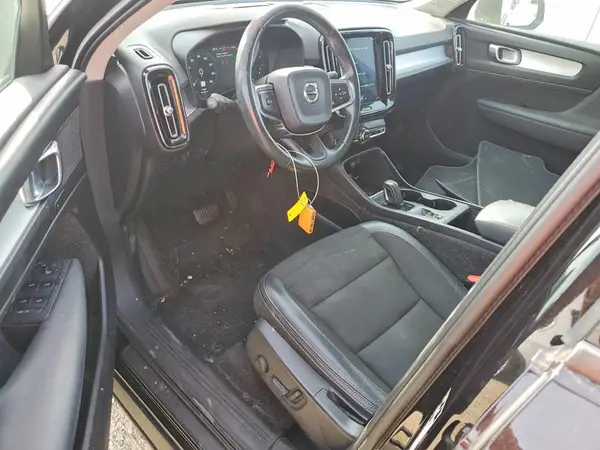 YV4162UK8L2267483 2020 VOLVO XC40 - Image 8