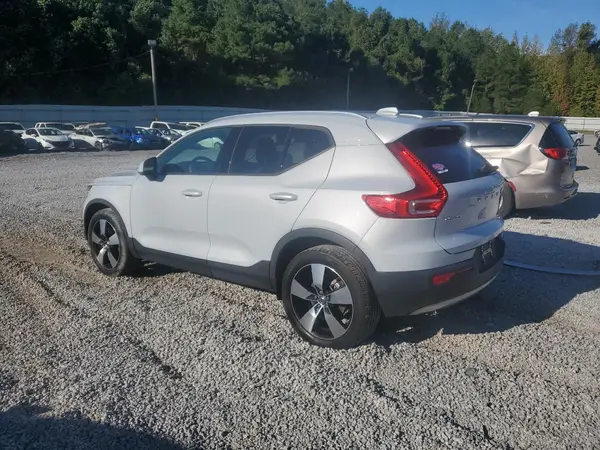 YV4162UK8L2280461 2020 VOLVO XC40 - Image 2
