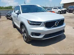 YV4162UK8L2320201 2020 VOLVO XC40