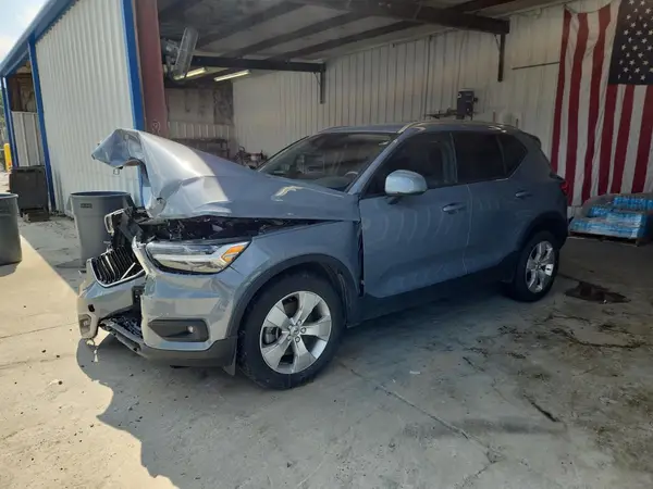 YV4162UK8M2454479 2021 VOLVO XC40 - Image 1