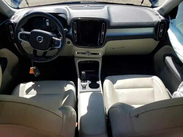 YV4162UK8M2478006 2021 VOLVO XC40 - Image 8