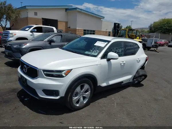 YV4162UK8N2763273 2022 VOLVO XC40 - Image 2