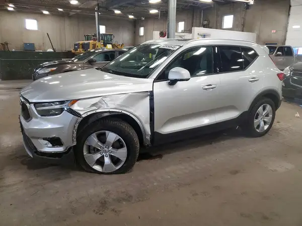 YV4162UK9K2126517 2019 VOLVO XC40 - Image 1