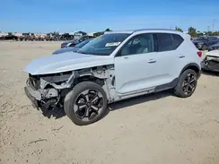 YV4162UK9L2246402 2020 VOLVO XC40