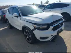 YV4162UK9L2253639 2020 VOLVO XC40