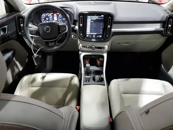 YV4162UK9L2276791 2020 VOLVO XC40 - Image 8