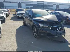 YV4162UK9L2310258 2020 VOLVO XC40