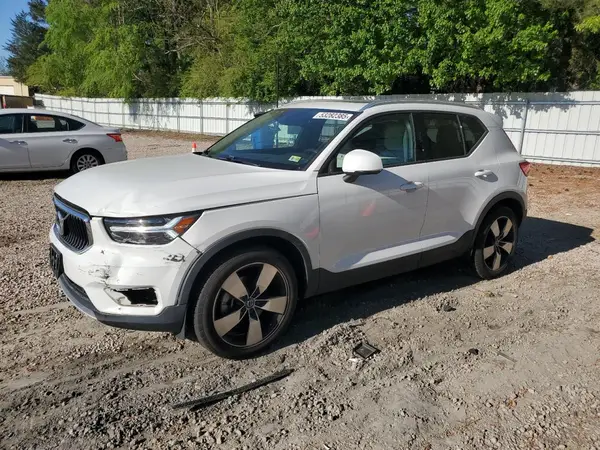 YV4162UK9L2333149 2020 VOLVO XC40 - Image 1