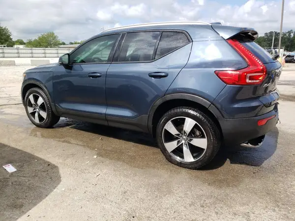 YV4162UK9M2420647 2021 VOLVO XC40 - Image 2