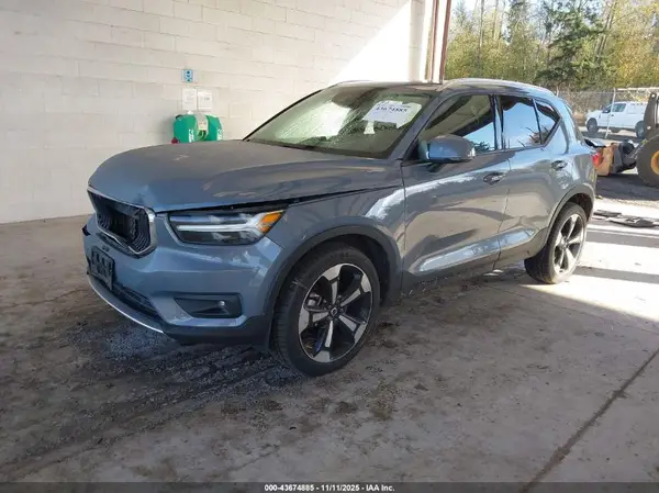 YV4162UK9M2420714 2021 VOLVO XC40 - Image 2