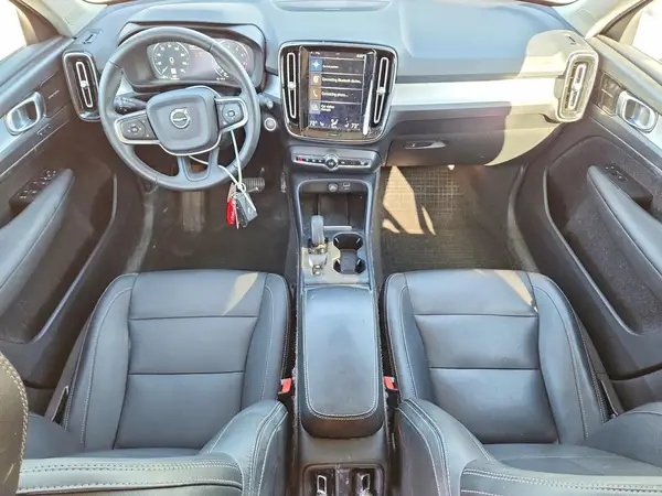 YV4162UKXK2128891 2019 VOLVO XC40 - Image 8