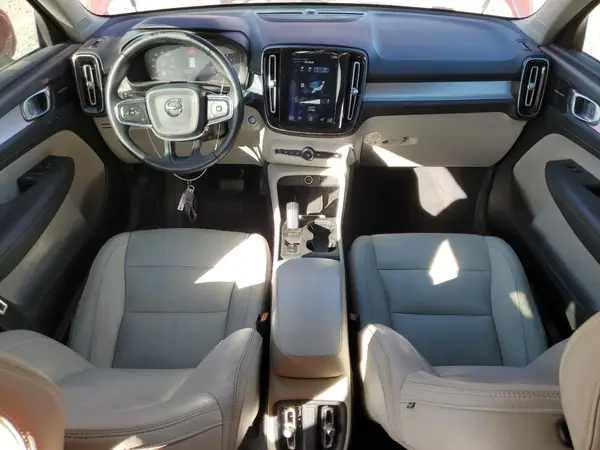 YV4162UKXK2138336 2019 VOLVO XC40 - Image 8