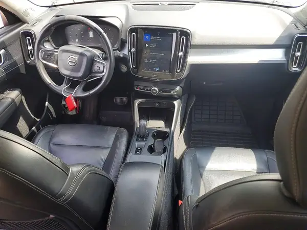 YV4162UKXK2145352 2019 VOLVO XC40 - Image 8