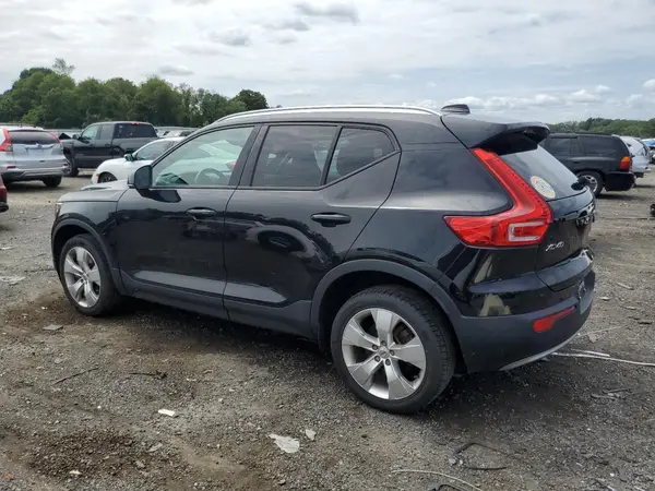 YV4162UKXL2240978 2020 VOLVO XC40 - Image 2