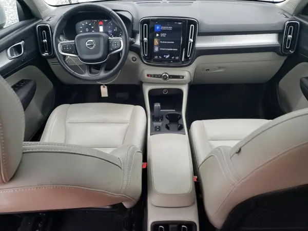YV4162UKXL2263175 2020 VOLVO XC40 - Image 8
