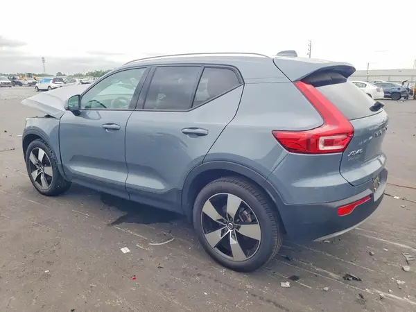YV4162UKXL2286861 2020 VOLVO XC40 - Image 2