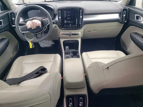 YV4162UKXL2286861 2020 VOLVO XC40 - Image 8