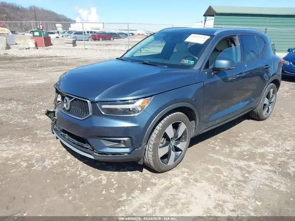 YV4162UKXM2396438 2021 VOLVO XC40 - Image 2