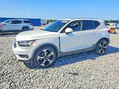 YV4162UKXN2640610 2022 VOLVO XC40