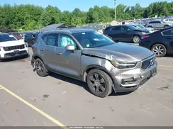 YV4162UL0M2611172 2021 VOLVO XC40