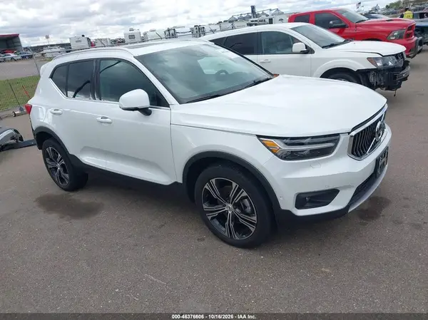 YV4162UL1L2198970 2020 VOLVO XC40 - Image 1