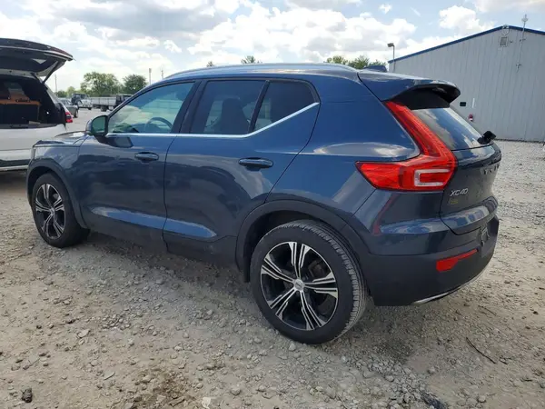YV4162UL1L2263283 2020 VOLVO XC40 - Image 2