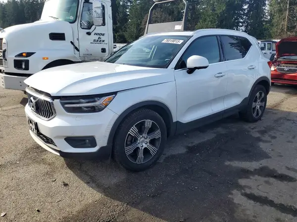 YV4162UL2L2180302 2020 VOLVO XC40 - Image 1