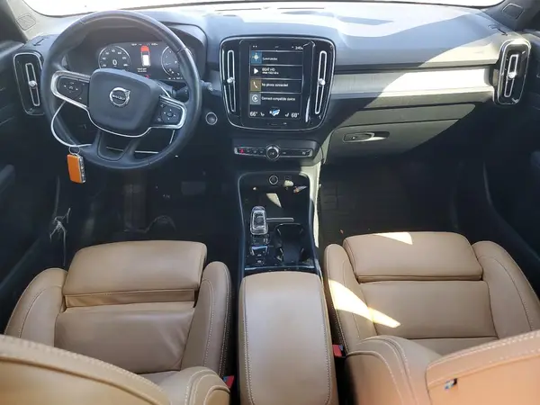 YV4162UL2M2457791 2021 VOLVO XC40 - Image 8