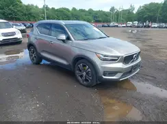 YV4162UL2M2482237 2021 VOLVO XC40