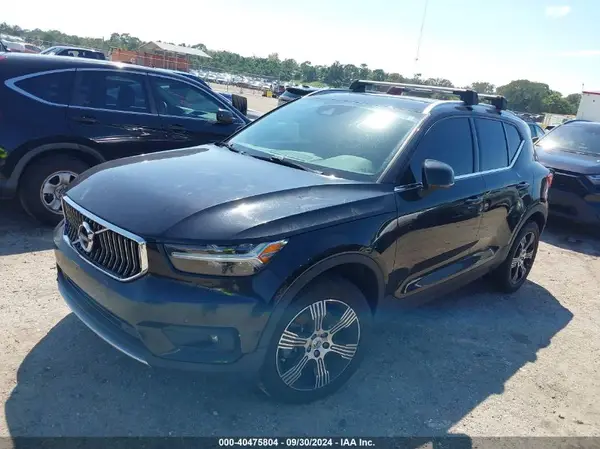 YV4162UL3M2526438 2021 VOLVO XC40 - Image 2
