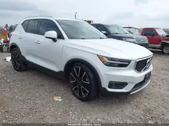 YV4162UL3M2569659 2021 VOLVO XC40