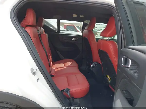 YV4162UL3M2569659 2021 VOLVO XC40 - Image 8