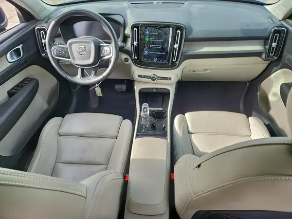 YV4162UL5K2117421 2019 VOLVO XC40 - Image 8