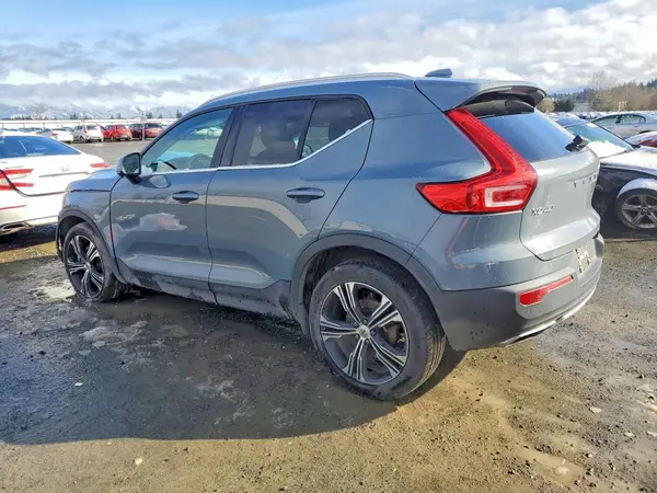 YV4162UL5L2249936 2020 VOLVO XC40 - Image 2