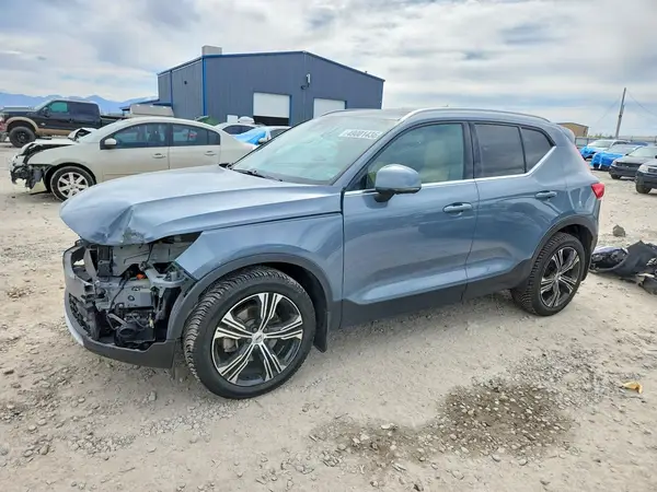 YV4162UL6L2251890 2020 VOLVO XC40 - Image 1
